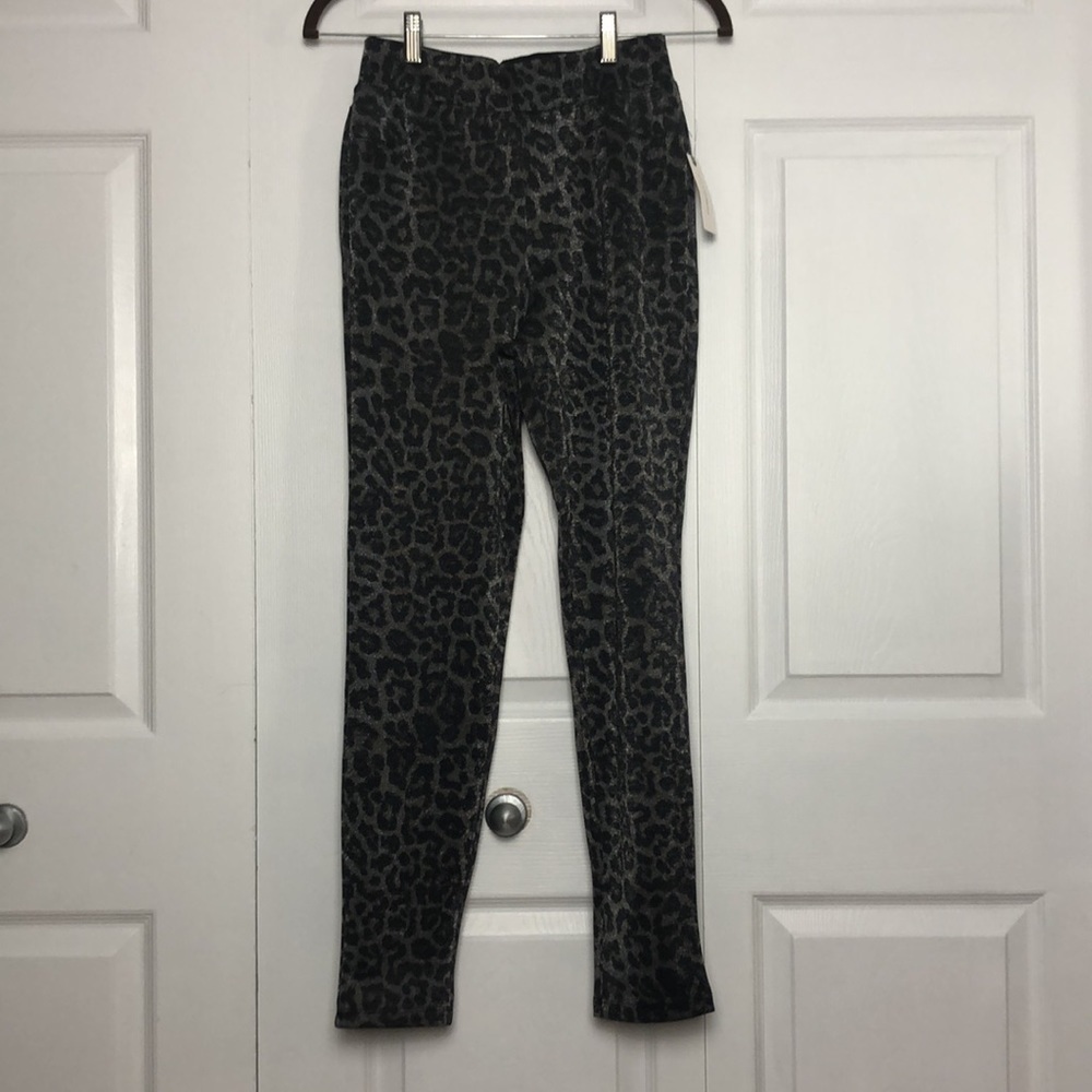 💚 XS 💚 NWT Anthro Leggings Leopard Print Shimmer Pockets​